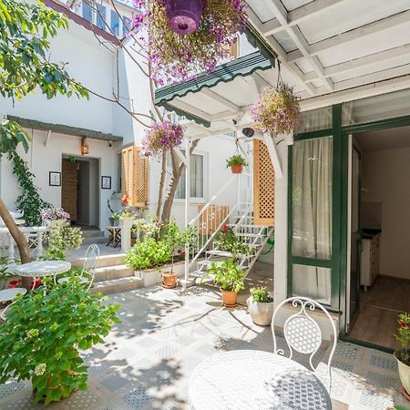 Aya Butik Otel Adalar Eksteriør billede