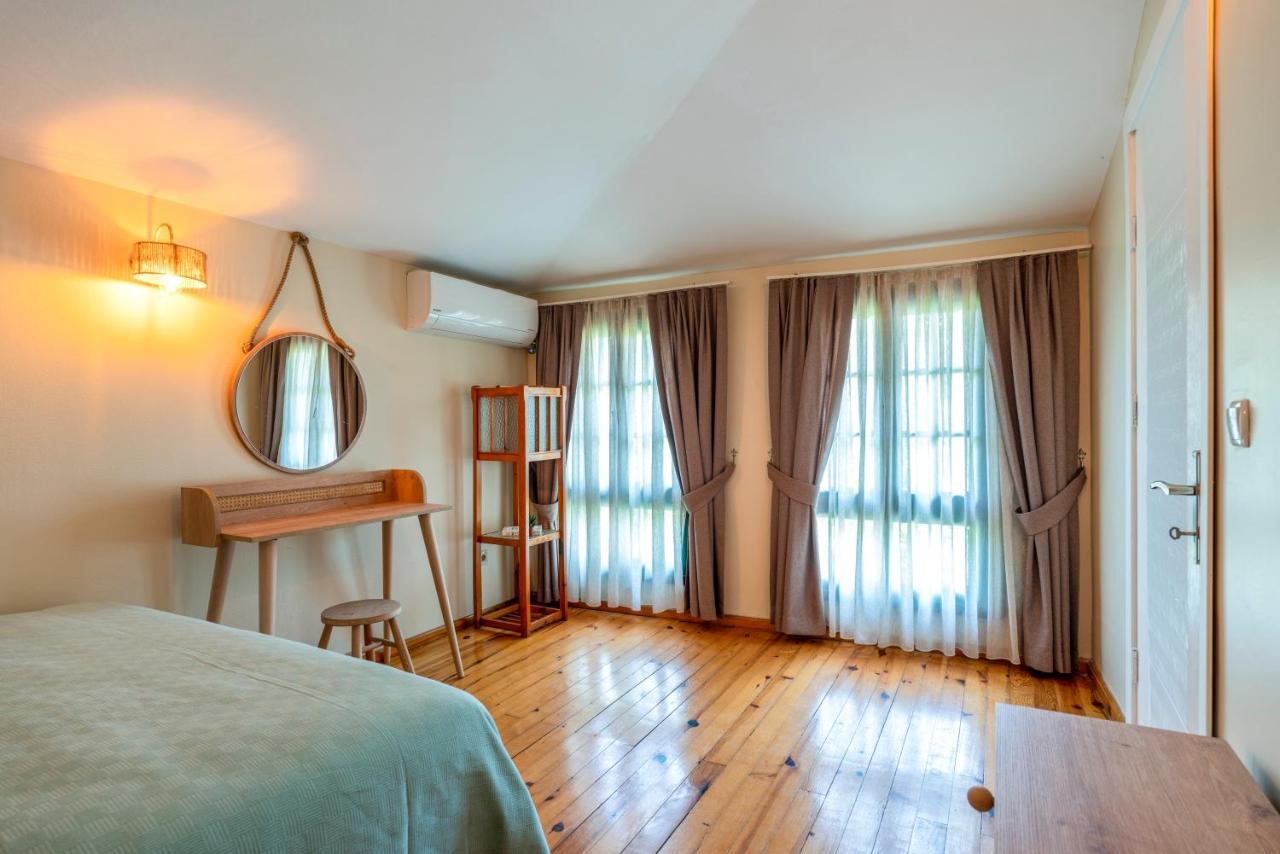 Aya Butik Otel Adalar Eksteriør billede